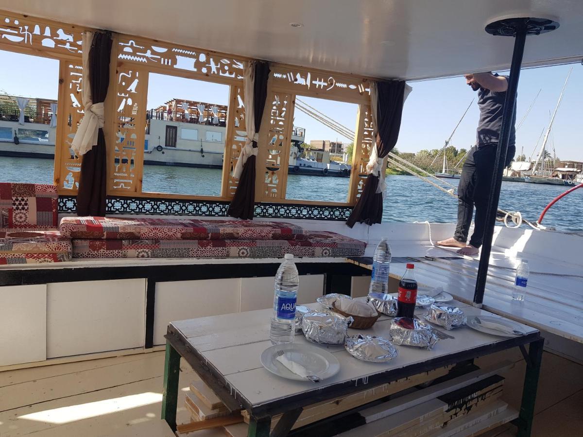 Nile Sunrise Felucca Boat Private Rental Luxor Ngoại thất bức ảnh