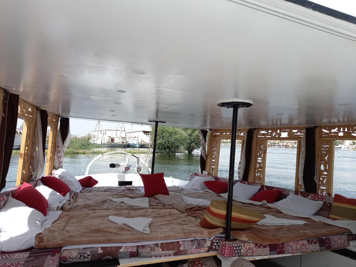 Nile Sunrise Felucca Boat Private Rental Luxor Ngoại thất bức ảnh
