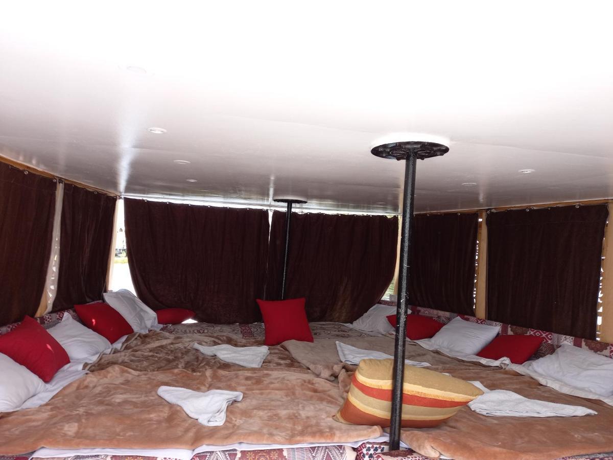 Nile Sunrise Felucca Boat Private Rental Luxor Ngoại thất bức ảnh