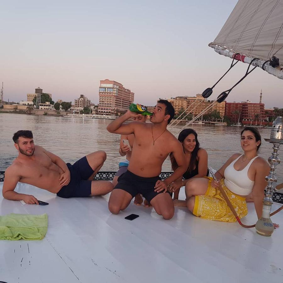 Nile Sunrise Felucca Boat Private Rental Luxor Ngoại thất bức ảnh